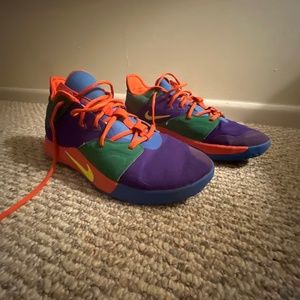 Nike Paul George 3 Basketball